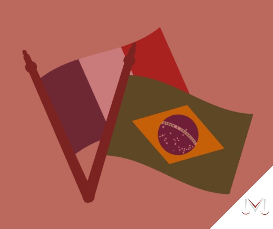 #pratodosverem: artigo: Acordo previdenciário entre Brasil e França. Descrição da imagem: Bandeiras do Brasil e França. Cores na foto: verde, amarelo, azul, branco, vermelho, cinza. 